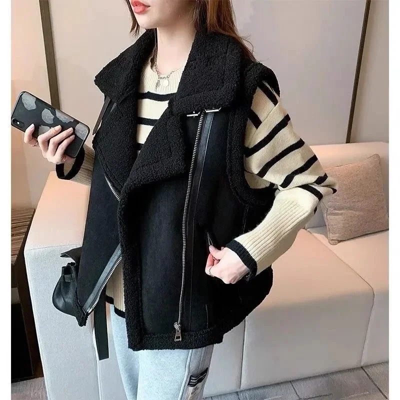 Womens Fashion Thickened Fleece Lined Leather Vest Layering Outerwear Stylish AllMatch Trendy Lamb Fur Integrated Jacket 250915