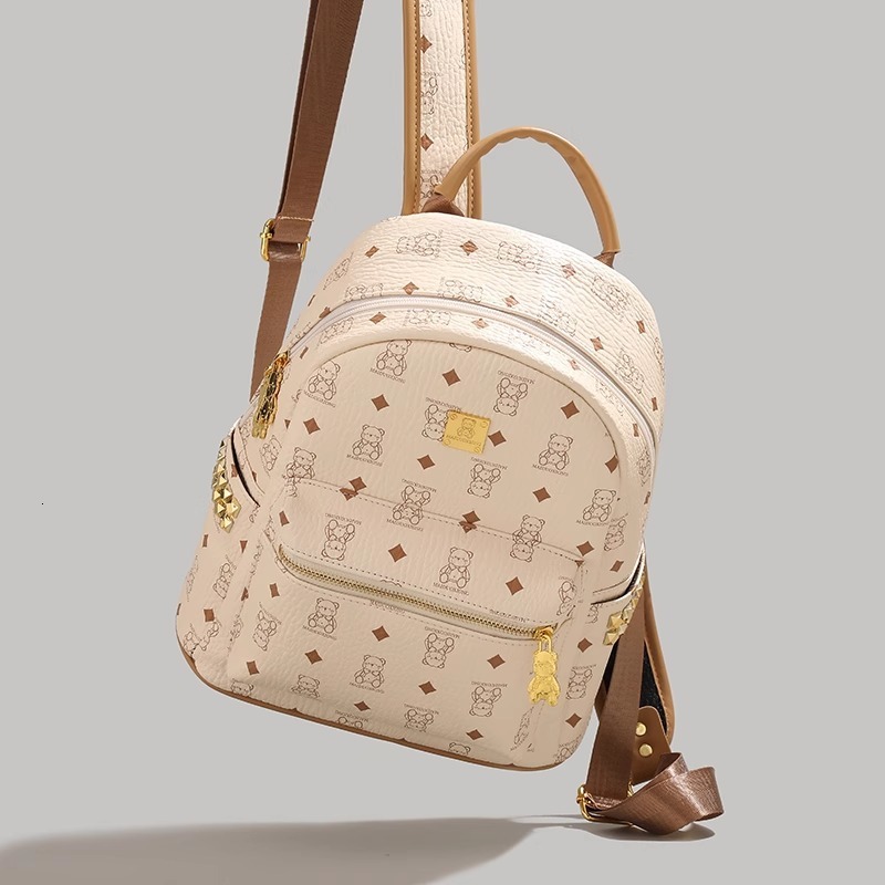 Luxury Brand Designer Bag Cute Bear Commuter Backpack 2025 New Fashion Versatile Trendy Women's College Student Backpack Large Capacity School Ba