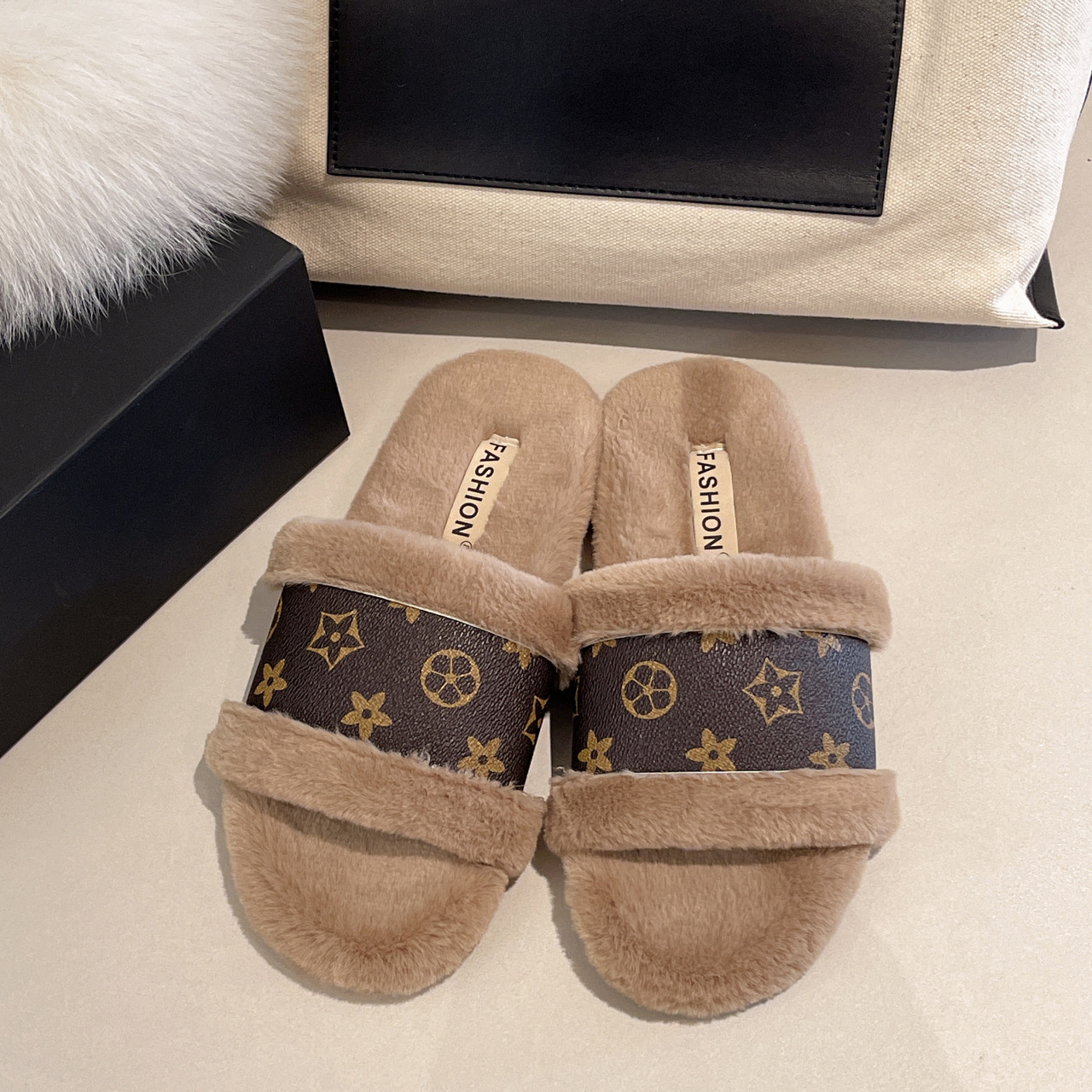 Designer Slippers Cross-border Autumn/Winter New Style Flip-flops, Wool Slippers 2025 Home Patchwork Cotton Slippers, Foreign Trade Women's Slipp