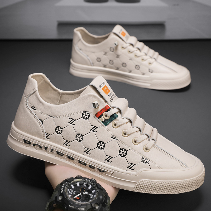 Designer men's shoes, new casual leather sneakers, European station trend, versatile for all seasons, one-step lazy shoes, breathable white sneak