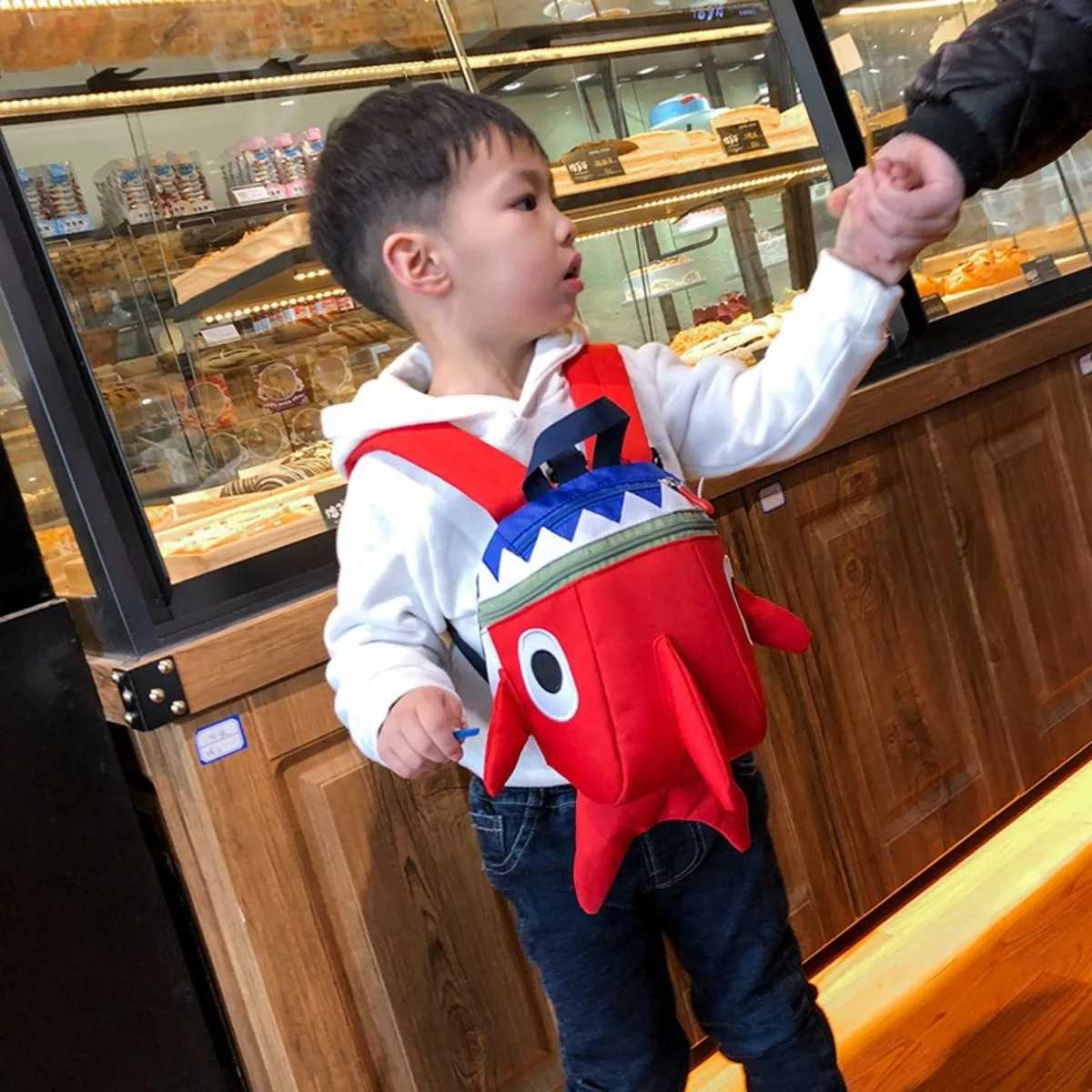 ldrens backpack small backpack 13 years old kindergarten backpack girls backpack ldrens shark bag W250915