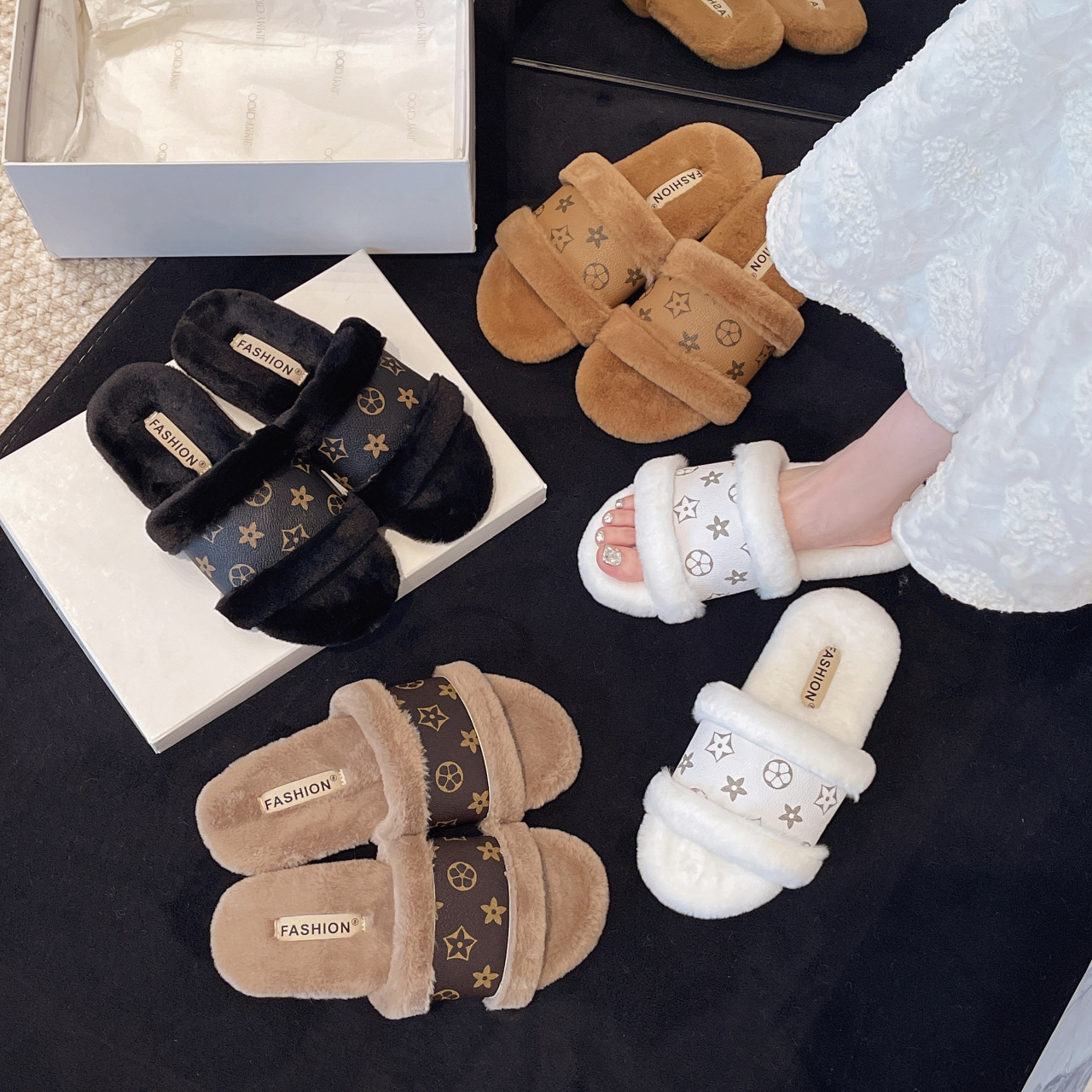 Designer Slippers Cross-border Autumn/Winter New Style Flip-flops, Wool Slippers 2025 Home Patchwork Cotton Slippers, Foreign Trade Women's Slipp