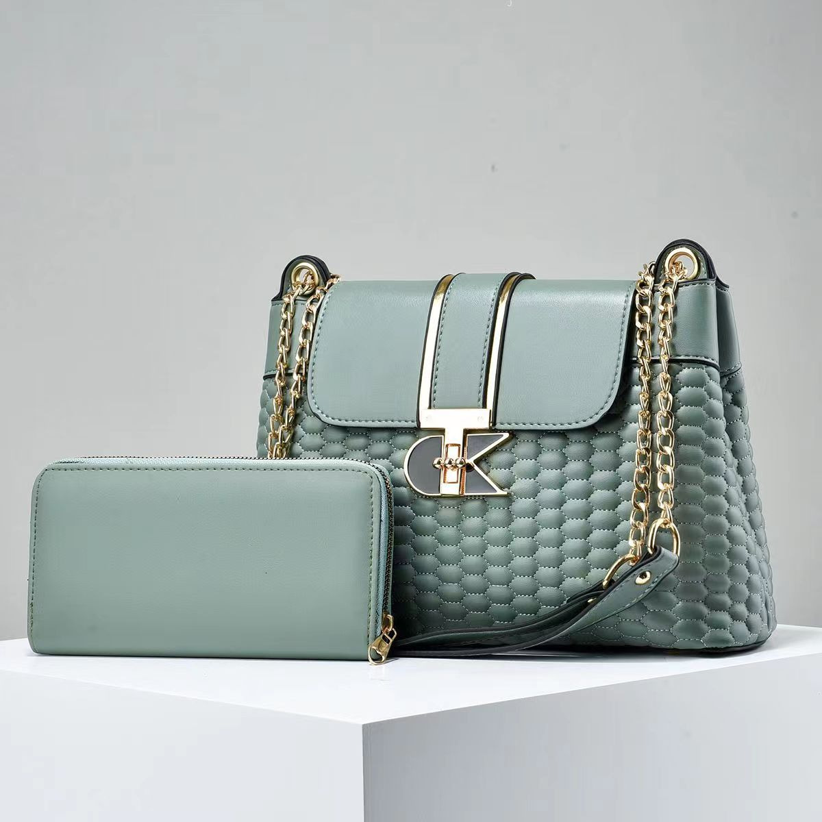Designer Bag Saddle Bag High-end Bag For Women 2025 Luxury Bag New Fashion Office Small Tote Simple Bucket Bag Internet Celebrity Handheld Basket Bag