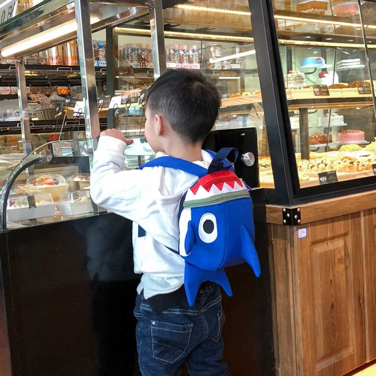 ldrens backpack small backpack 13 years old kindergarten backpack girls backpack ldrens shark bag W250915