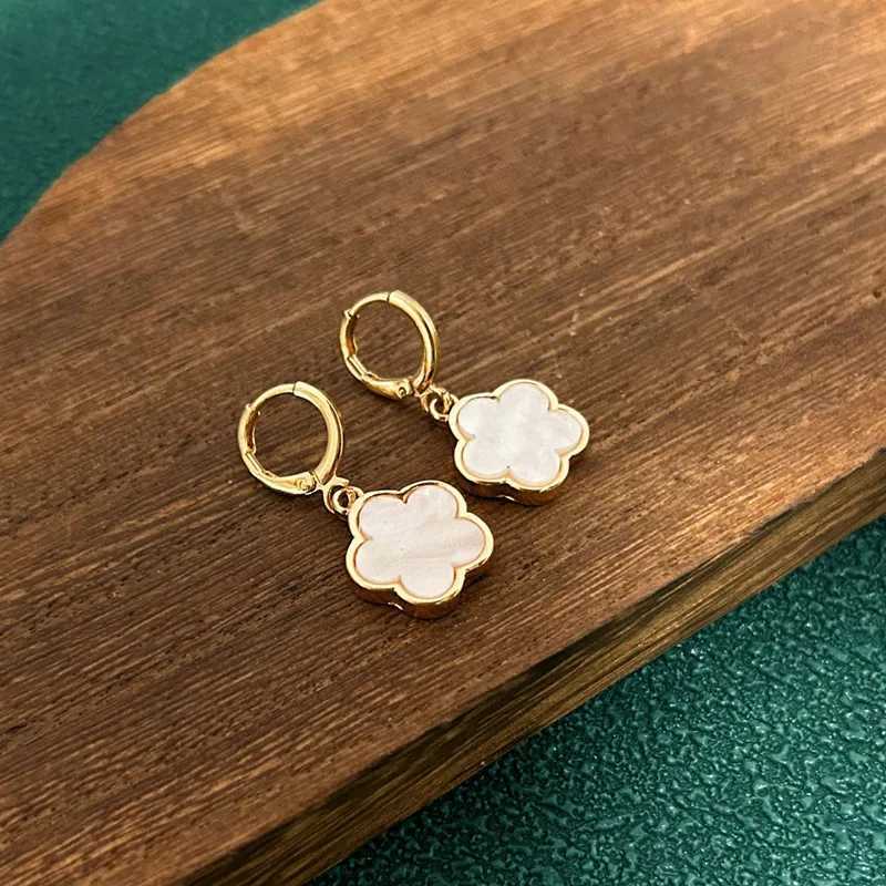 designer Simple Lucky Fivepetal Flower Pendant Earrings For Wen Fashionable Daily Accory Party Jewelry Birtay Anniversary Gifts M251219