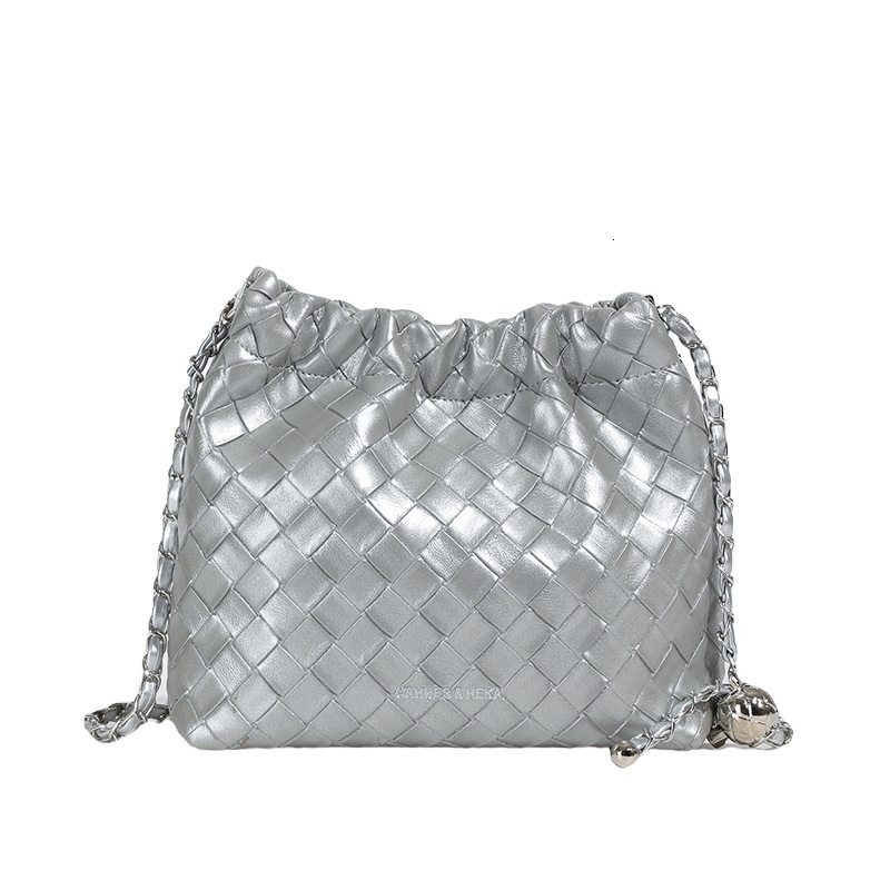 Luxury Brand Designer Bag 2024 Summer New Fashion Versatile Chain Crossbody Bag Niche Simple Shoulder Embossed Woven Bucket Bag