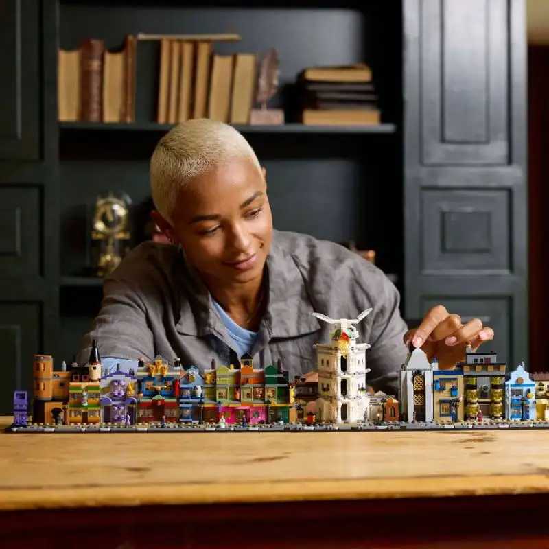 NEW 2750pcs Classic Alley Shop Street View building block Architecture Home Decoration Assembly Diagon Alley For Christmas Gifts Z250915