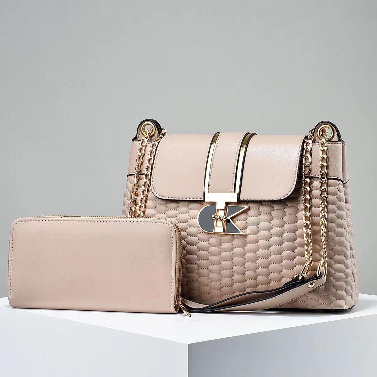 Designer Bag Saddle Bag High-end Bag For Women 2025 Luxury Bag New Fashion Office Small Tote Simple Bucket Bag Internet Celebrity Handheld Basket Bag