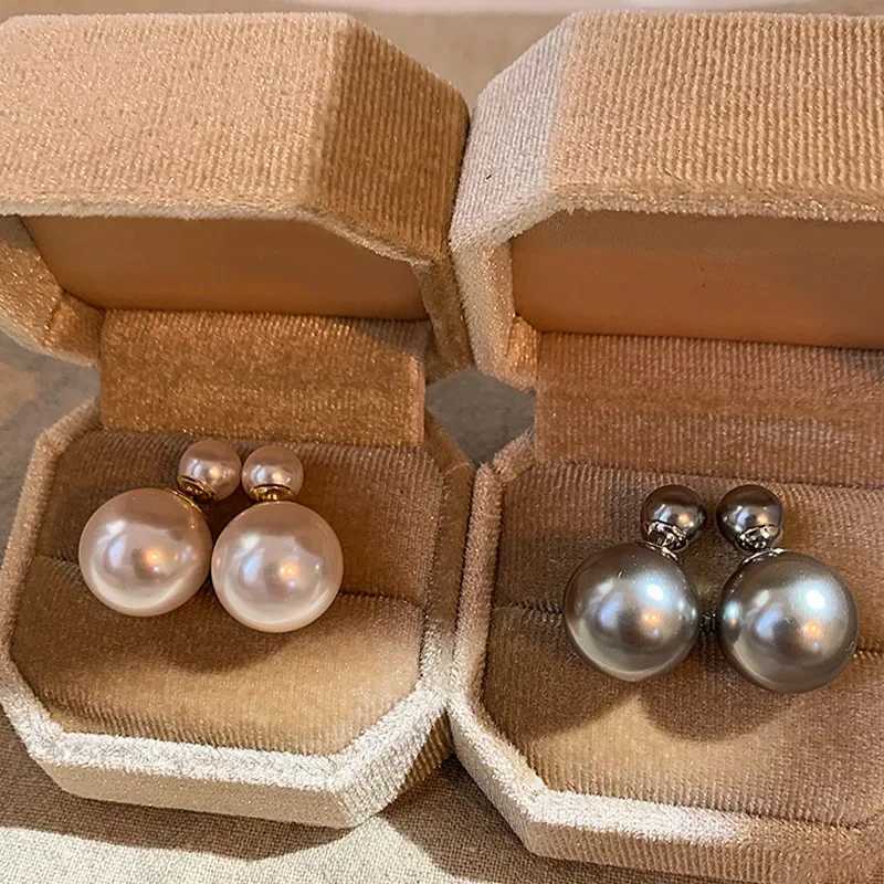 Doublesided pearl stud earrings for womens new 2024 popular temperament earrings pendant niche design highend unique earringsXJ250915