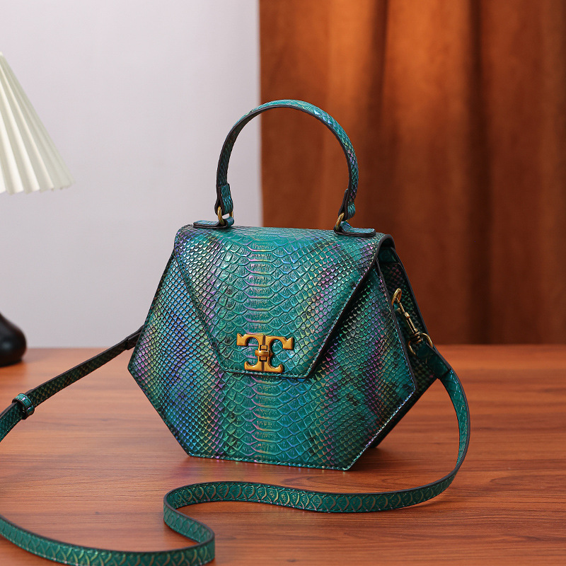 Designer Bag Designer 2025 Shoulder Crossbody Bag High Quality Women's handbag Purse Brown Leather Classic Chain bag Evening Bags