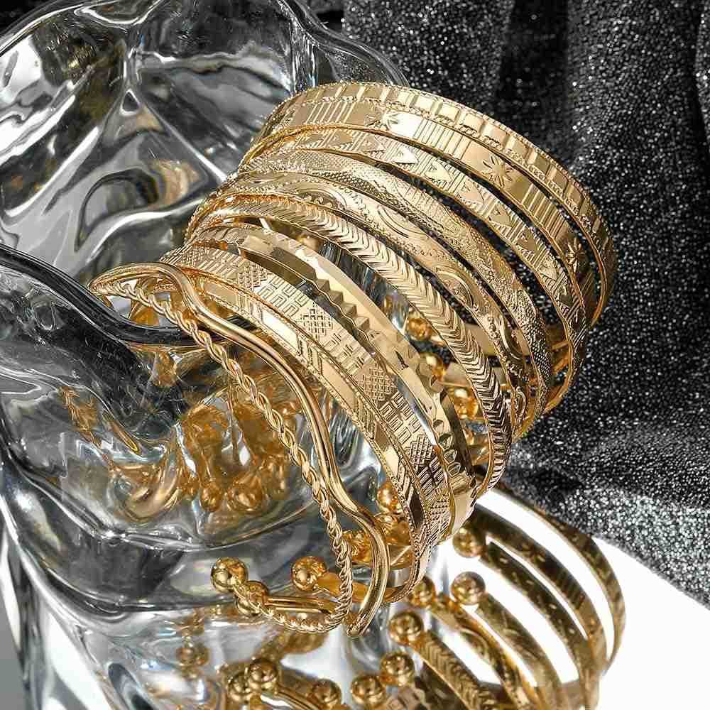 11 Pcs Gold Bangles for Women Adjustable Bangle Bracelets Multi Layer Open Stackable Cuff Bracelet Set Fashion Accessories Jewelry Gifts for Women Y26