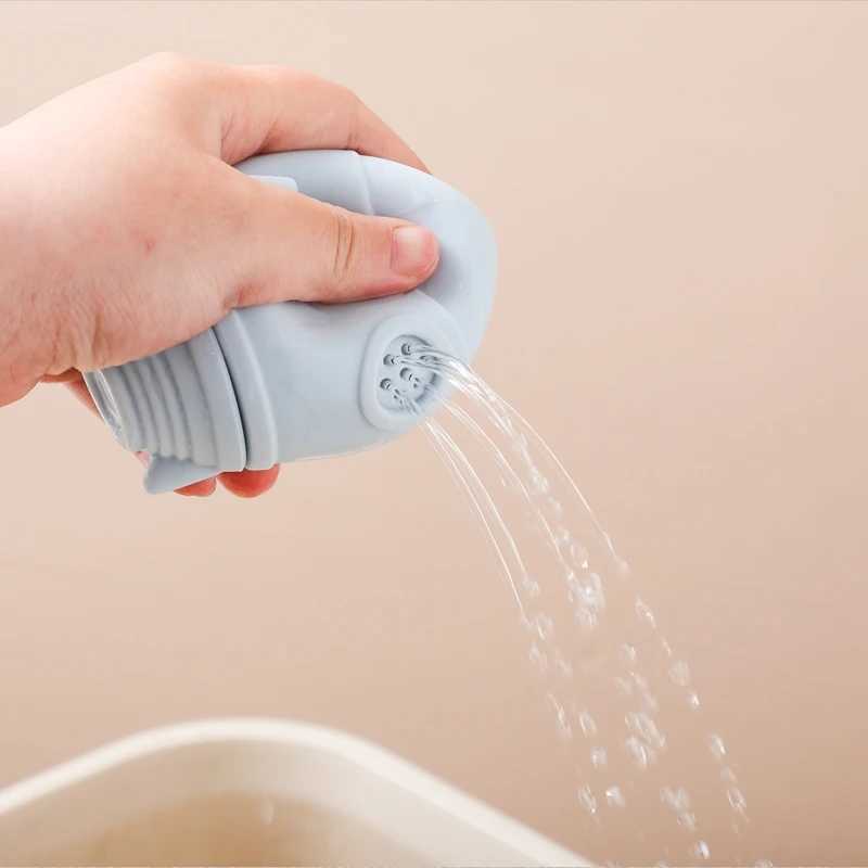 Baby Bath Toys Animal Silicone Cartoon Astronauts Play With Water Toys No BPA Swim Bathroom Baby Silicone Sprinkler Bathtub Toy C250915
