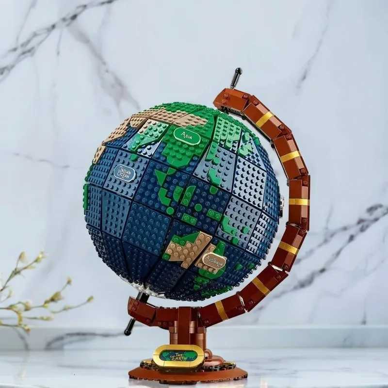 New product 2541PCS creative globe map model building block technology MOC building block creative assembly childrens toy birth Z250915