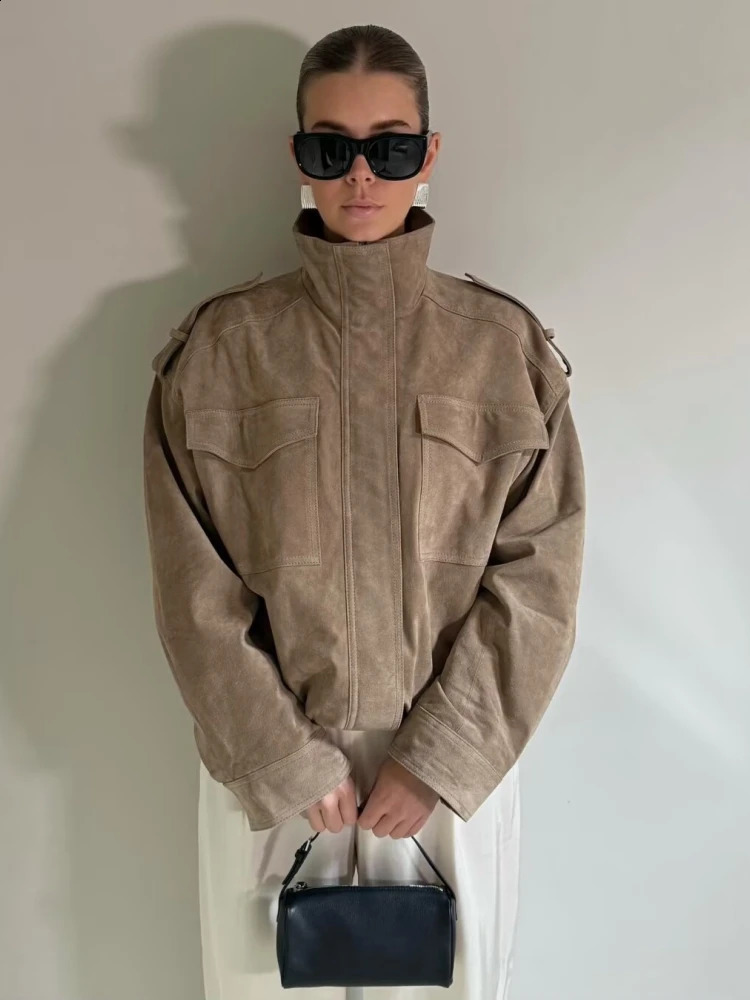 Winter Khaki Suede Leather Womens Jacket Fashion Stand Collar Zippers Pockets Women Coat 2025 Autumn Female Vintage Outwear250912