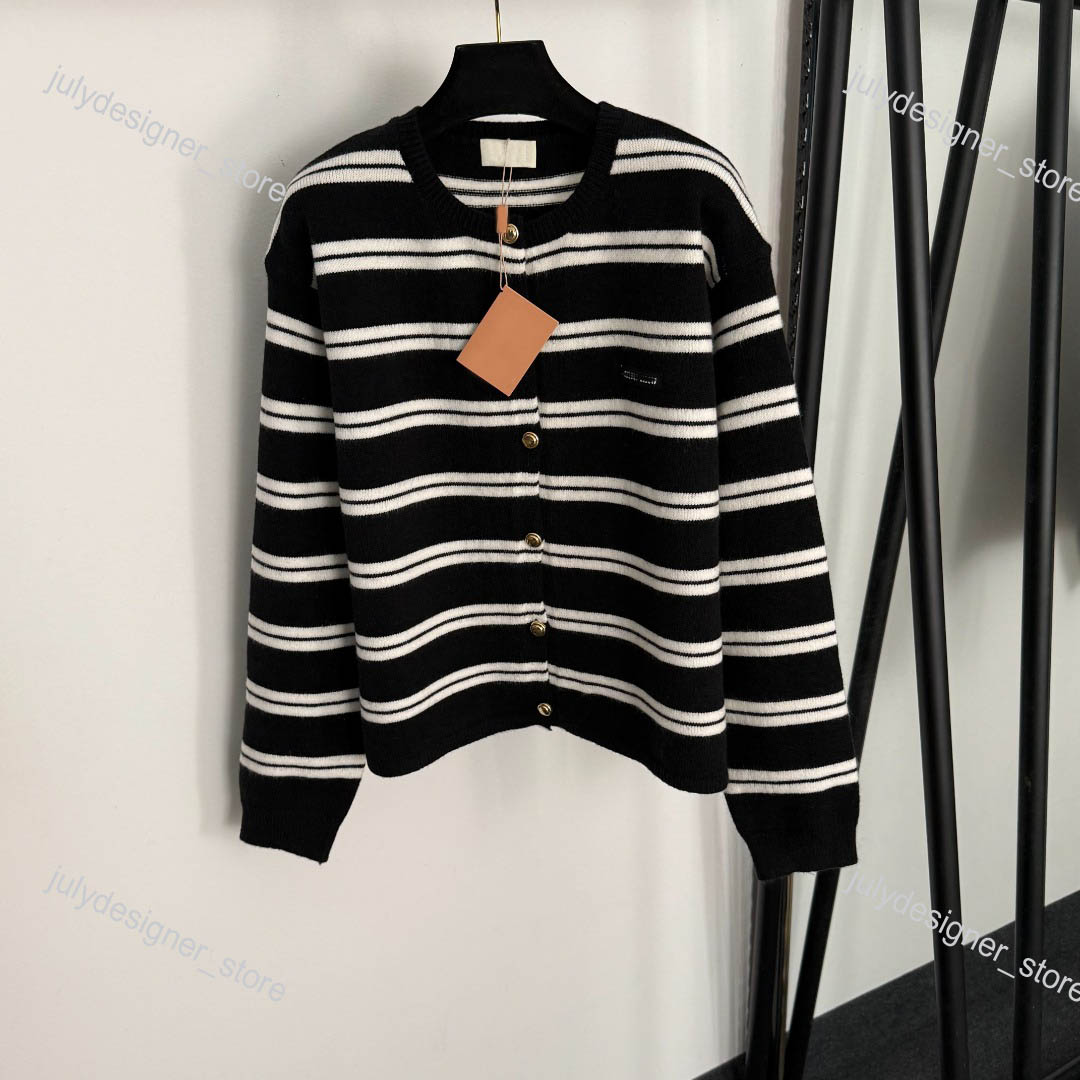 College Womens Sweater Cardigan Designer Stripe Sweaters Classic Versatile Long Sleeved Printed Multi-color Versatile Casual Loose Knitted Cardigans 2025