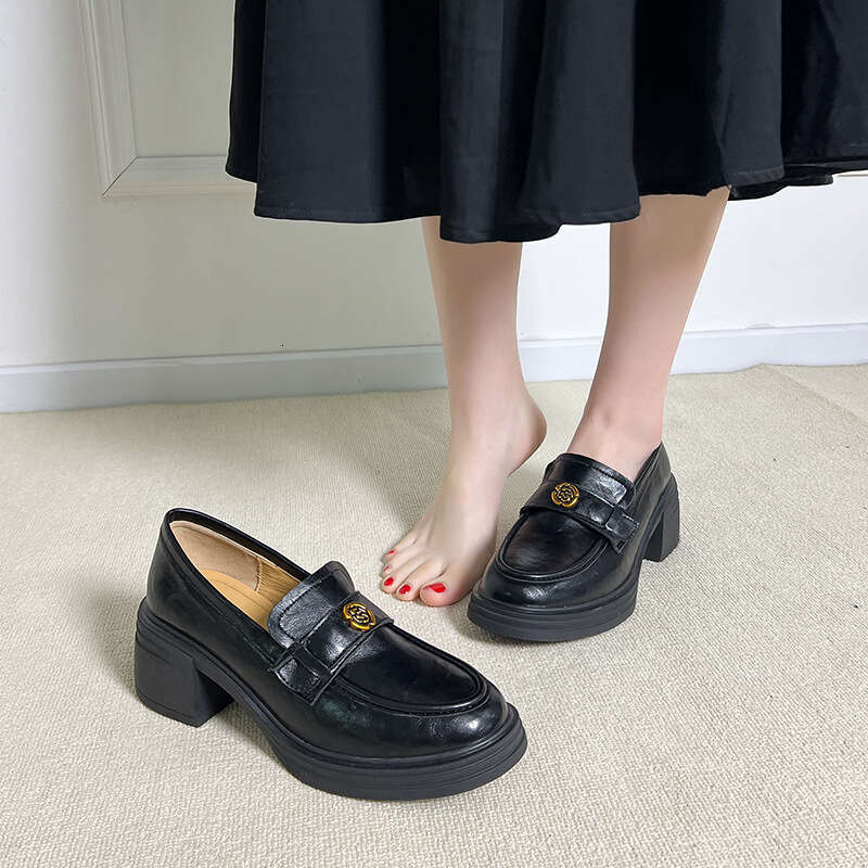 Genuine Designer Shoe British Commuter High Designer Shoe Slip-On Loafers for Women Chunky Heel Camellia Small Leather Shoes