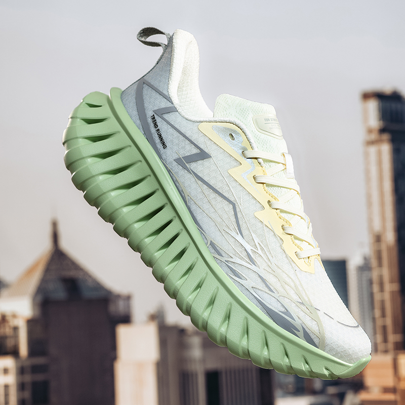 NHOT designer shoes 2025 New Breathable Mesh Running Spring Autumn Summer Versatile Shock Absorption Casual Shoes Unisex
