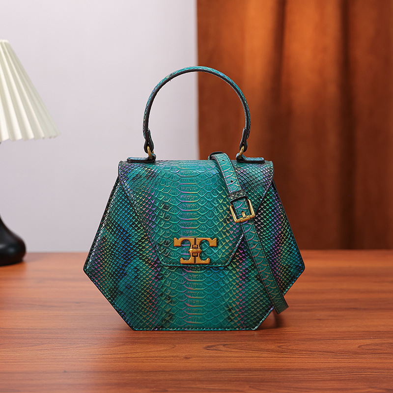 Designer Bag Designer 2025 Shoulder Crossbody Bag High Quality Women's handbag Purse Brown Leather Classic Chain bag Evening Bags