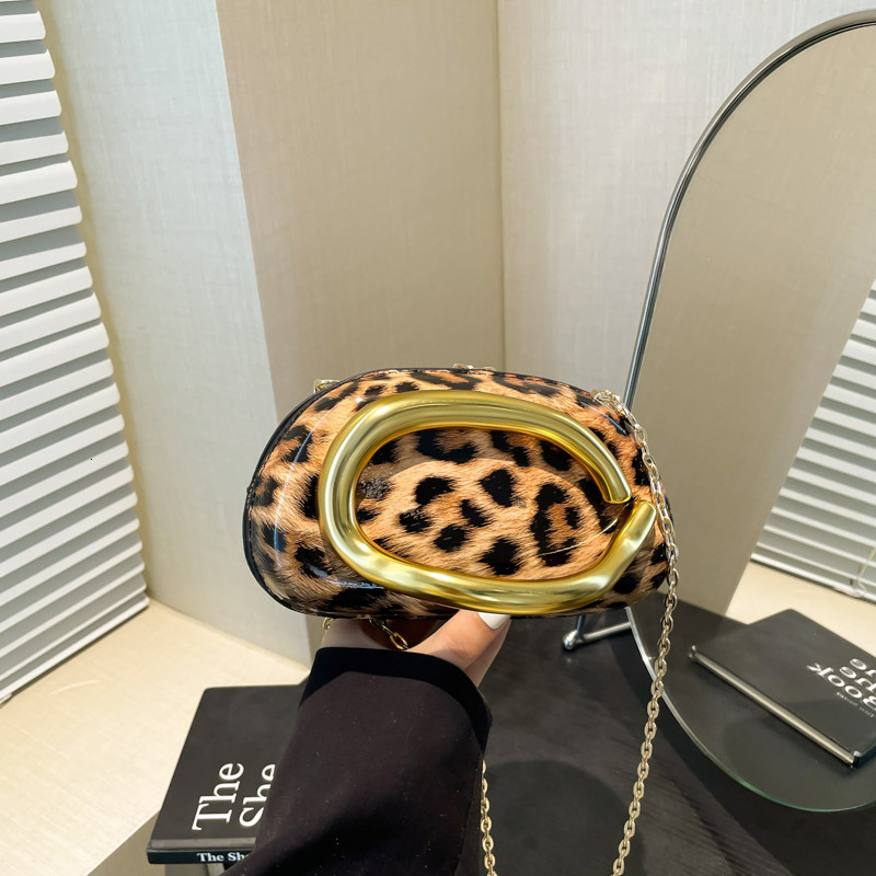 Luxury Brand Designer Bag 2025 Women's European And American New Style Single Shoulder Crossbody Bag Irregular Shell Acrylic Fashion Leopard Prin