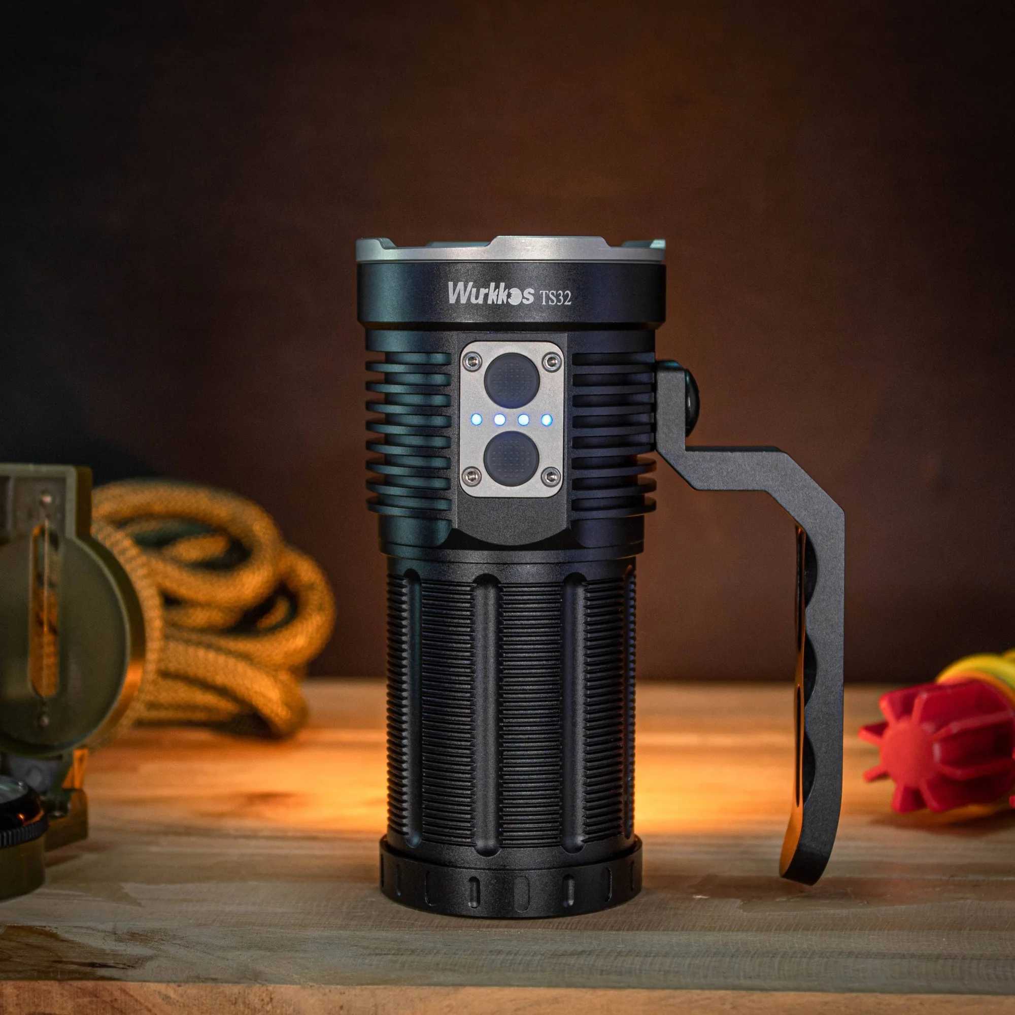 Wurkkos TS32 Powerful Flashlight 13000LM 3A Power Bank Dual Switch 321700 Waterproof Light 12 XPL2LH351D 1 SFT40 LED C250915