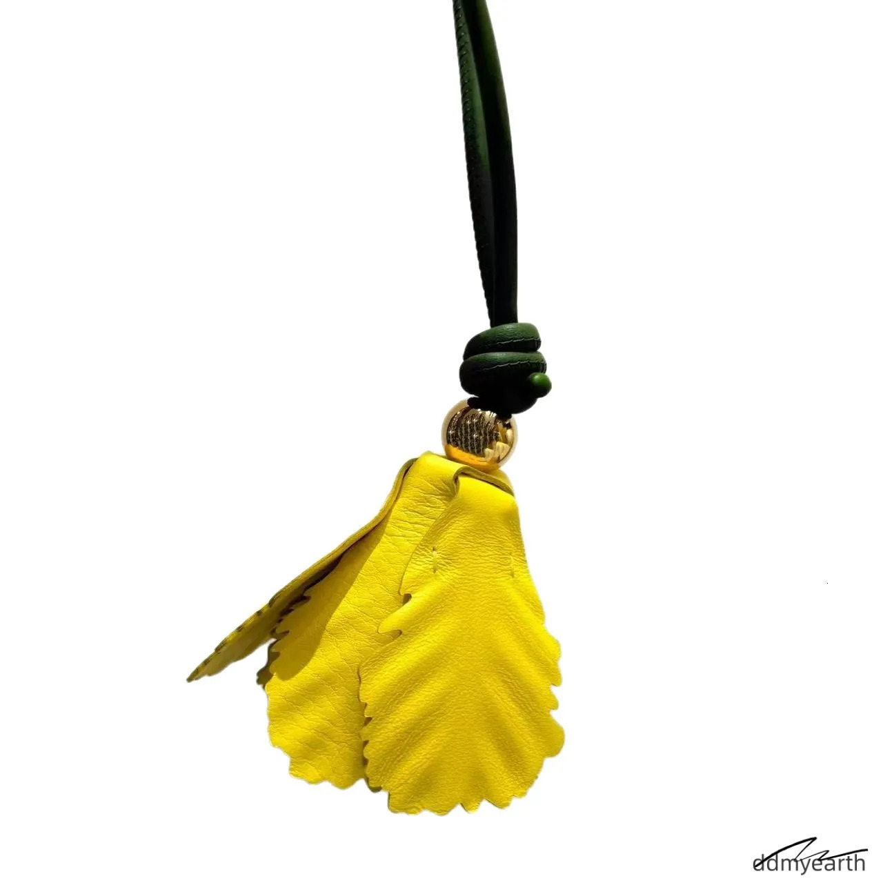 Bag Charms Lavender Tomato Vine Charm In Classic Calfskin S Designer Fashion Style Designer Woman Pendant Suitable Cute Handbag Accessories ddmyEarth