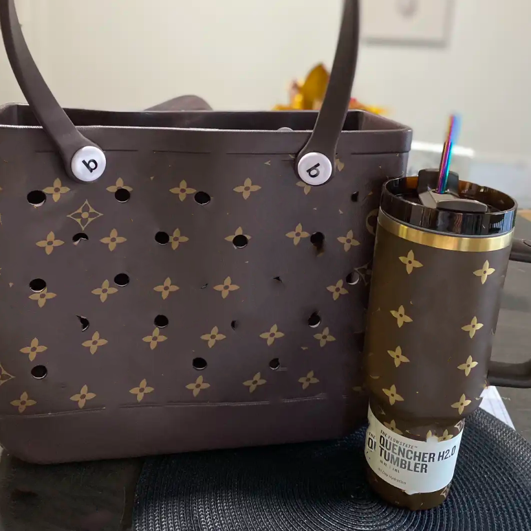 Ship From US Designer Women Shopping Bags Summer Luxury Beach Bags XL Silicone Tote Cow Leopard Print Eva 40oz Water Bottle Bags Bogs Baskets Christmas Gift