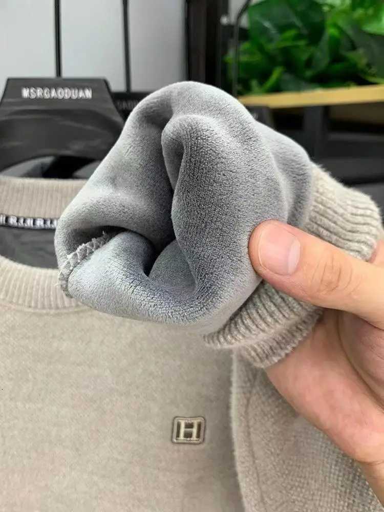 Winter AllinOne Fleece Crew Neck Sweater Mens Thickened Fleece Warm Clothes Chenier Knitted Sweater Pullover Bottom Shirt Z250916