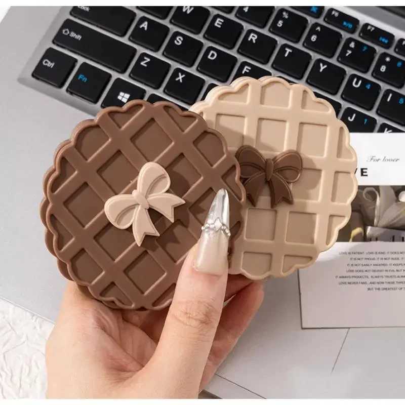 1PCS Waffle Shape Slide DoubleSided Makeup Mirror Portable Compact Pocket Hand Personalized Beauty Cosmetic Party Favor Mirror C250916