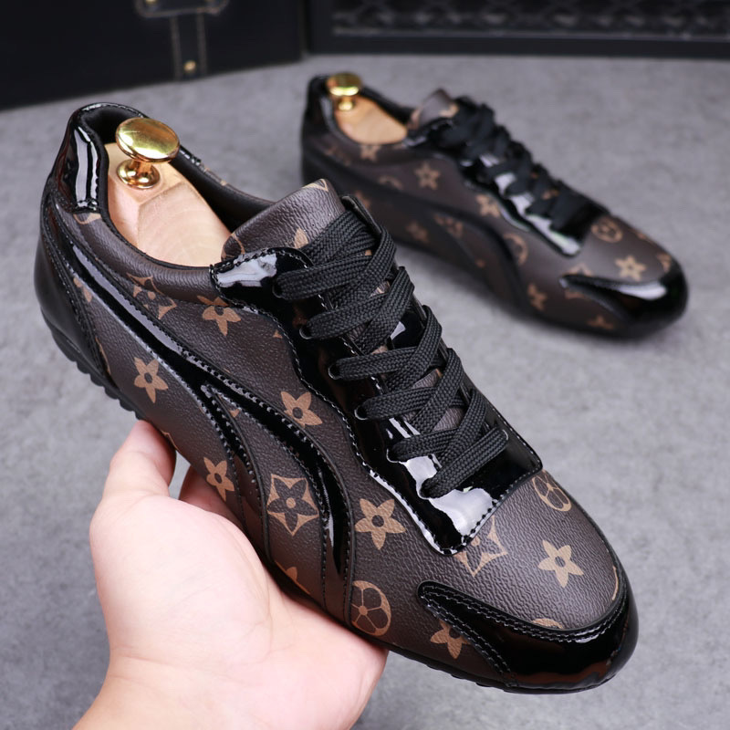 Designer Shoes 2025 New Style Casual Shoes Driving Light Printed Men's Shoes Patent Leather flat Retro Leather shoes Free shipping