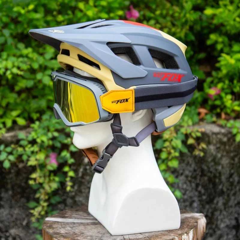 BATFOX 2025 MTB Helmet SpeedfRAMe Mountain Cycling Helmet Great Fit Lightweight BicycLE Helmets with GoggLE For Adults Man J250916