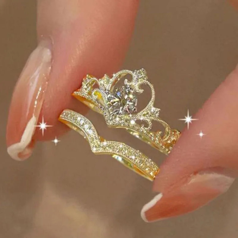 2PCS Fairy Sparkling Crown Rings for Women Teen Crystal Korean Adjustable Silvery Anniversary Gift Party Queen Ring Set Jewelry 250915