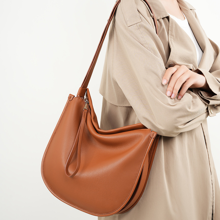 designer bag Leather Womens Shoulder bag Crossbody Bag Gold Chains totes bag Handbags tote wallets 3 inside compartments flap embossing bag