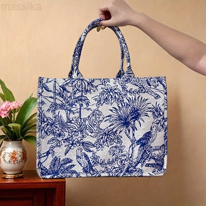 Casual Accessories Large Retro Embroidered Black and White Jungle Animal Print Tote Bag Large Capacity Lightweight Shopping Bag Fixed Shoulder Strap P