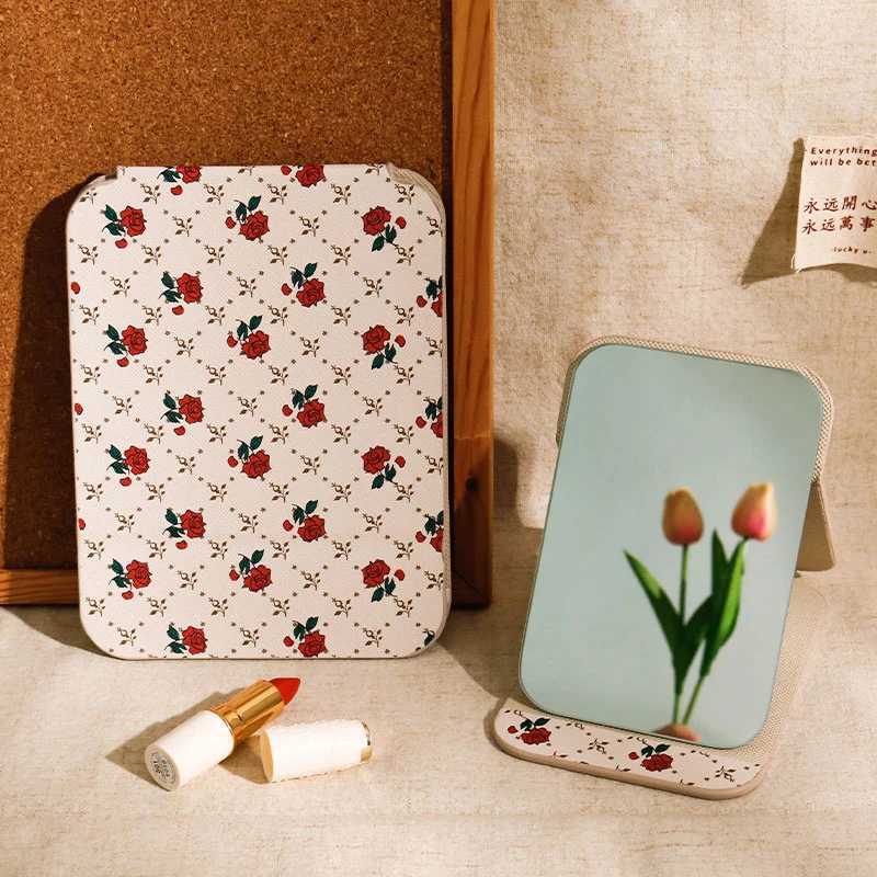 Desktop Makeup Mirror Floral PU Leather Simple Portable Handheld Makeup Mirror Foldable Student Compact Cute Pocket Mirror C250916