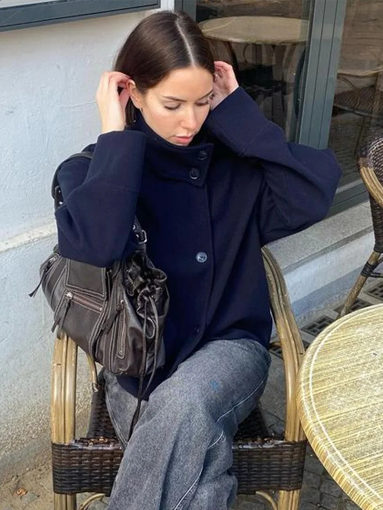 Fashion Stand Collar Short Jacket For Women 2025 Autumn Long Sleeve Single Breasted Coat Street Elegant Lady Outerwear 250906