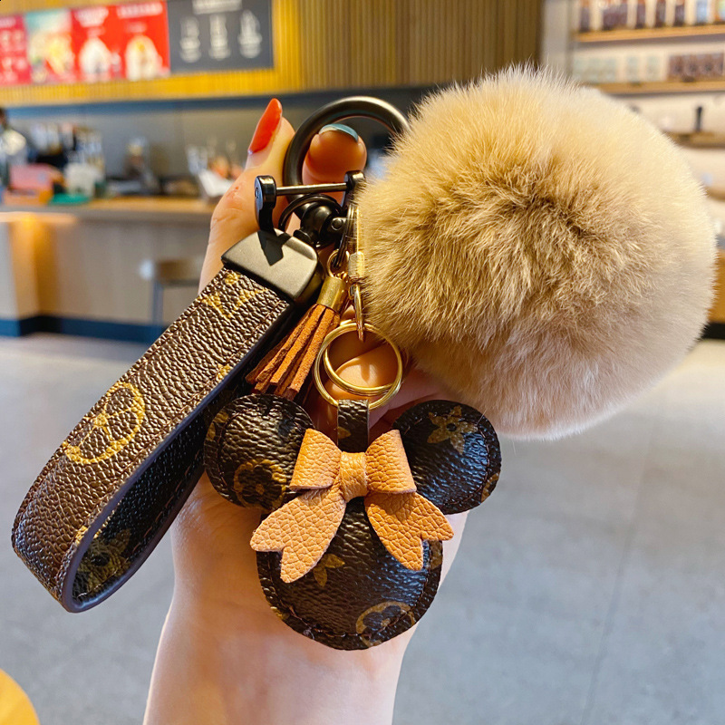 Keychain Vintage Leather Rex Rabbit Fur Ball Cartoon Simple Cute Exquisite Womens Car Keychain Bag Pendant 250916