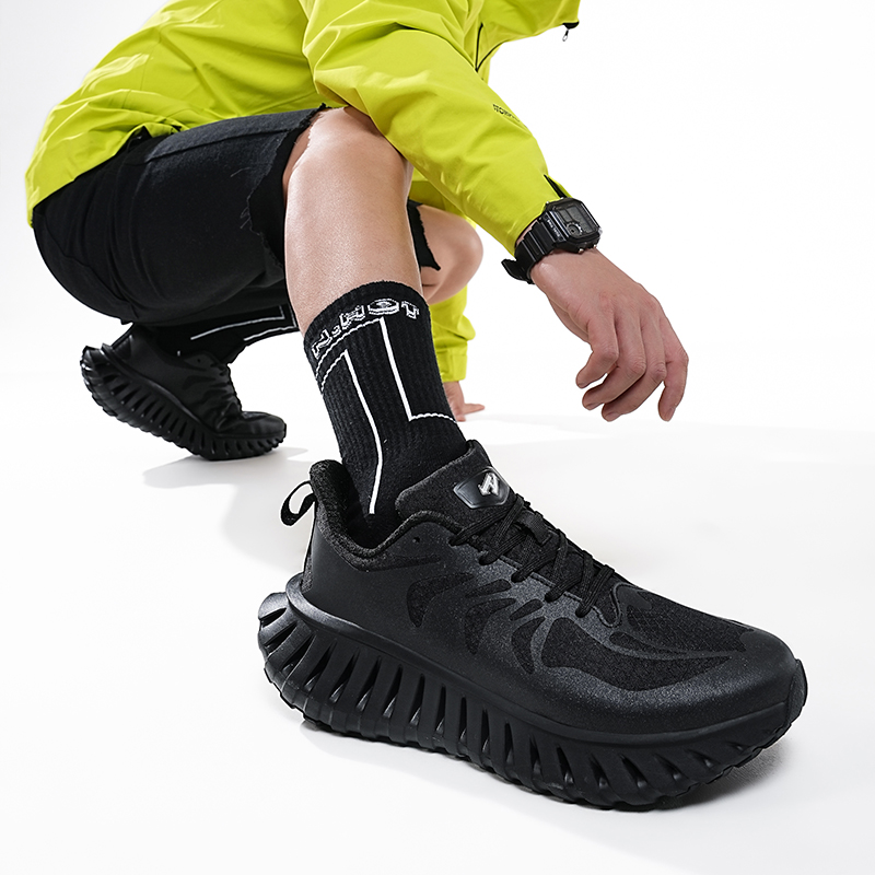 Men's New Casual Running Shoes - Breathable Mesh Design for Spring/Summer
