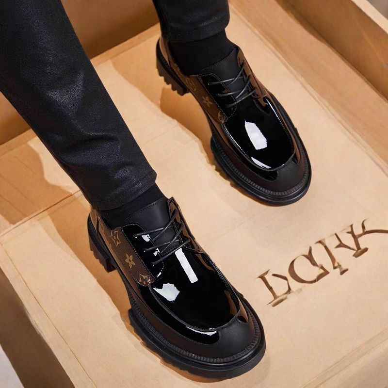 2025 Leather shoes, big head, autumn business casual men's formal wear, trendy, breathable, lace-up, height-increasing fashion, no identical styl