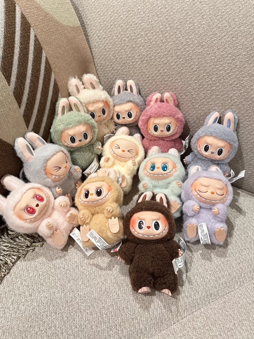Labubu cute plush doll, blind box toy V1 V2 V3 V4series,Labubu plush toy,Labubu Blind Box Surprise gift box