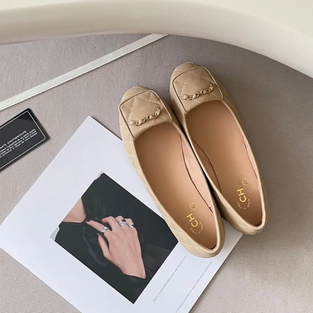 2025 designer shoes Parisian women's new luxury ballet shoes high-quality and fashionable low-heeled boat shoes for women CC Ballet flats