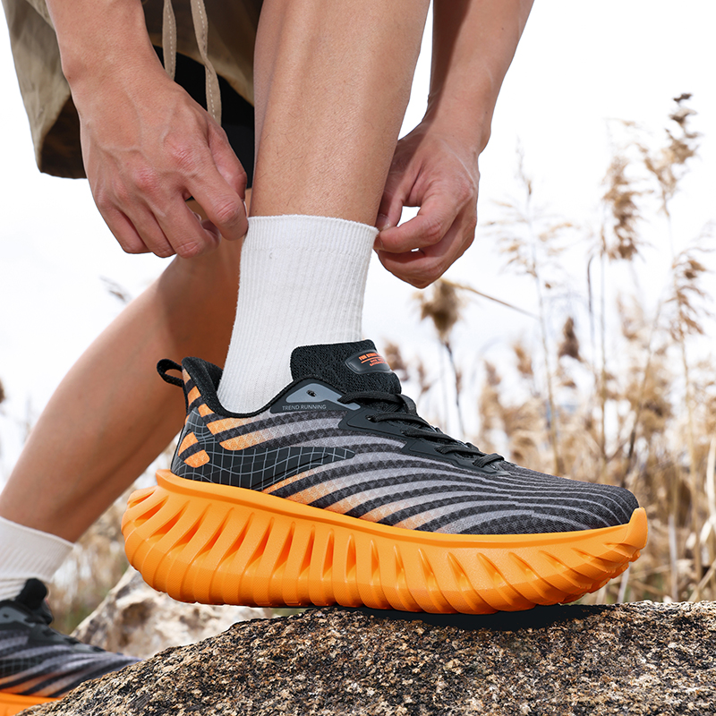Men's Breathable Mesh Running Shoes - Height Boosting Sneakers for Sports & Casual Wear