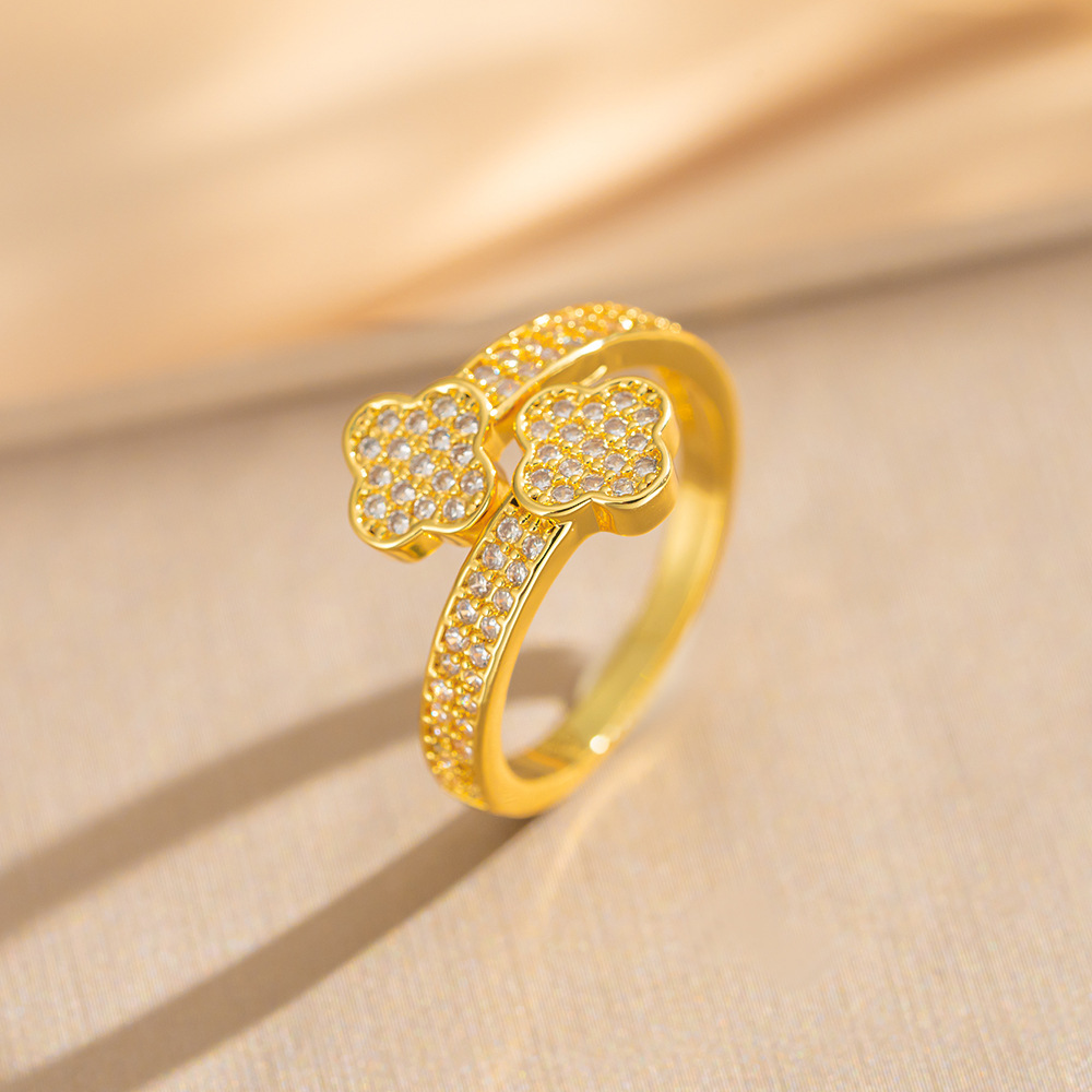 Gold Tone Crystal Flower Bangle Bracelet With Sparkling Accents Stylish Holiday Jewelry And Gift For Her High Quality And Fashion Accessory 4 leaf clo