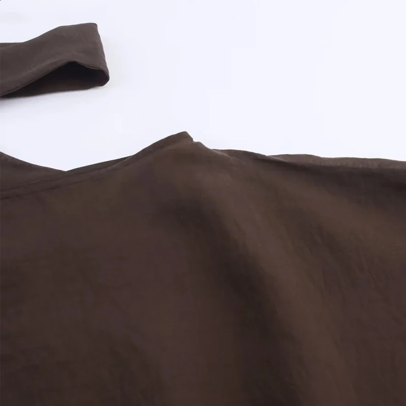 HXAO Womens Scarf Cape Autumn Cloak Short Cape Top Studded Wide Sleeve Brown Cape Cloaks Of Woman Asymmetrical Loose Capes 250916