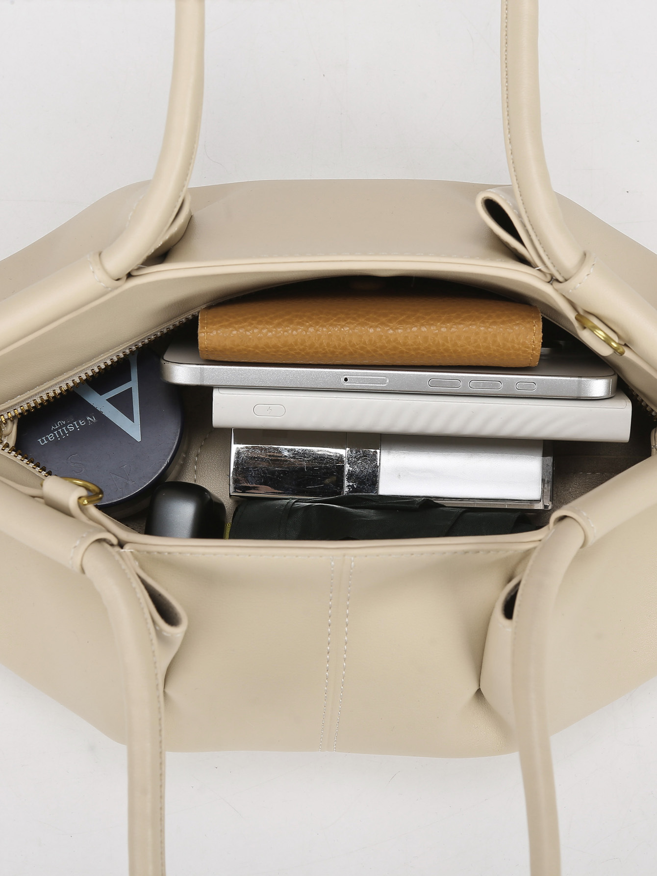 Shoulder bag 2025 new hand-held women's bag high-end Korean fashion cloud bag women's texture commuter crossbody bag