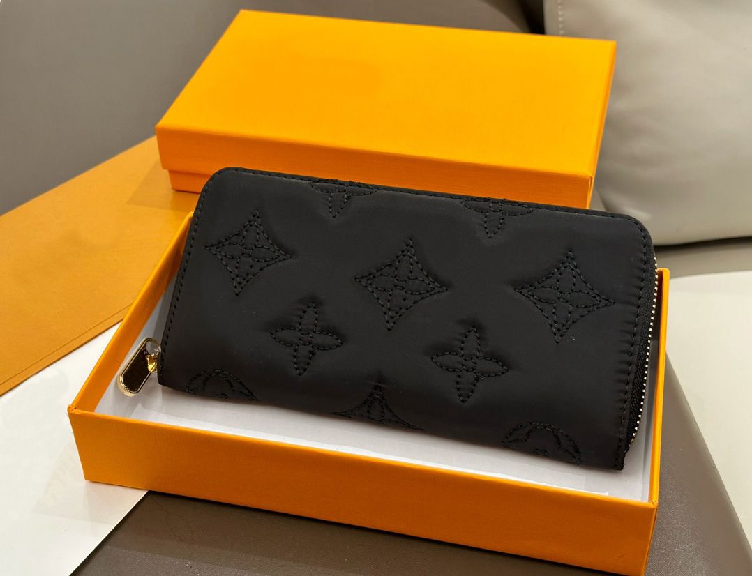 2025 10A Top Designer Fashion women wallet Genuine Leather wallet single zipper wallets lady ladies long classical purse with box card 60017 With Box and dustbag