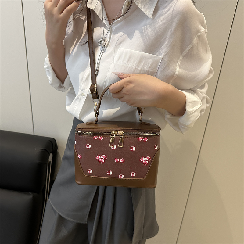 Fashion cherry blossom print large capacity travel new box design shaped handbag women s shoulder bag travel women s crossbody bag autumn new designer