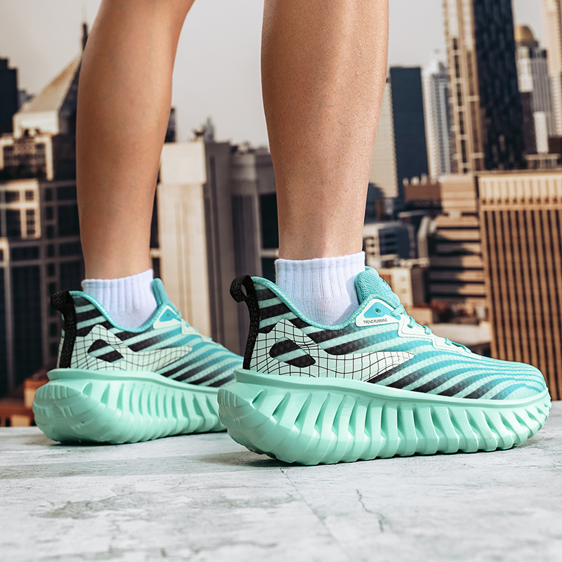 Men's Breathable Mesh Running Shoes - Height Boosting Sneakers for Sports & Casual Wear