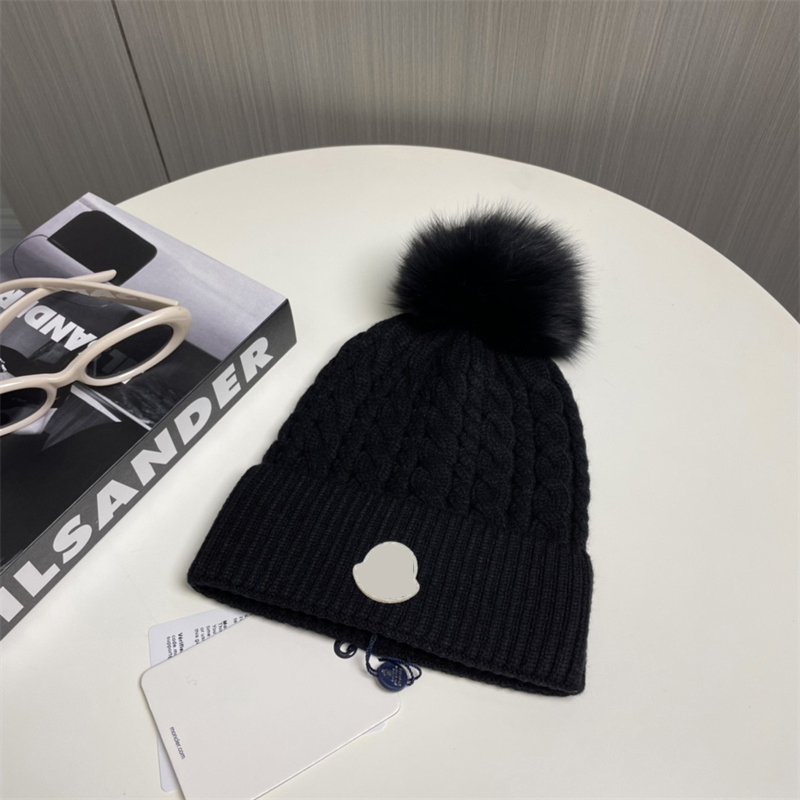 Womens designer beanie hat men and womens cashmere autumn and winter new style knitted hat fashion wool ball beanie knitted hat wool outdoor warm beanie hat