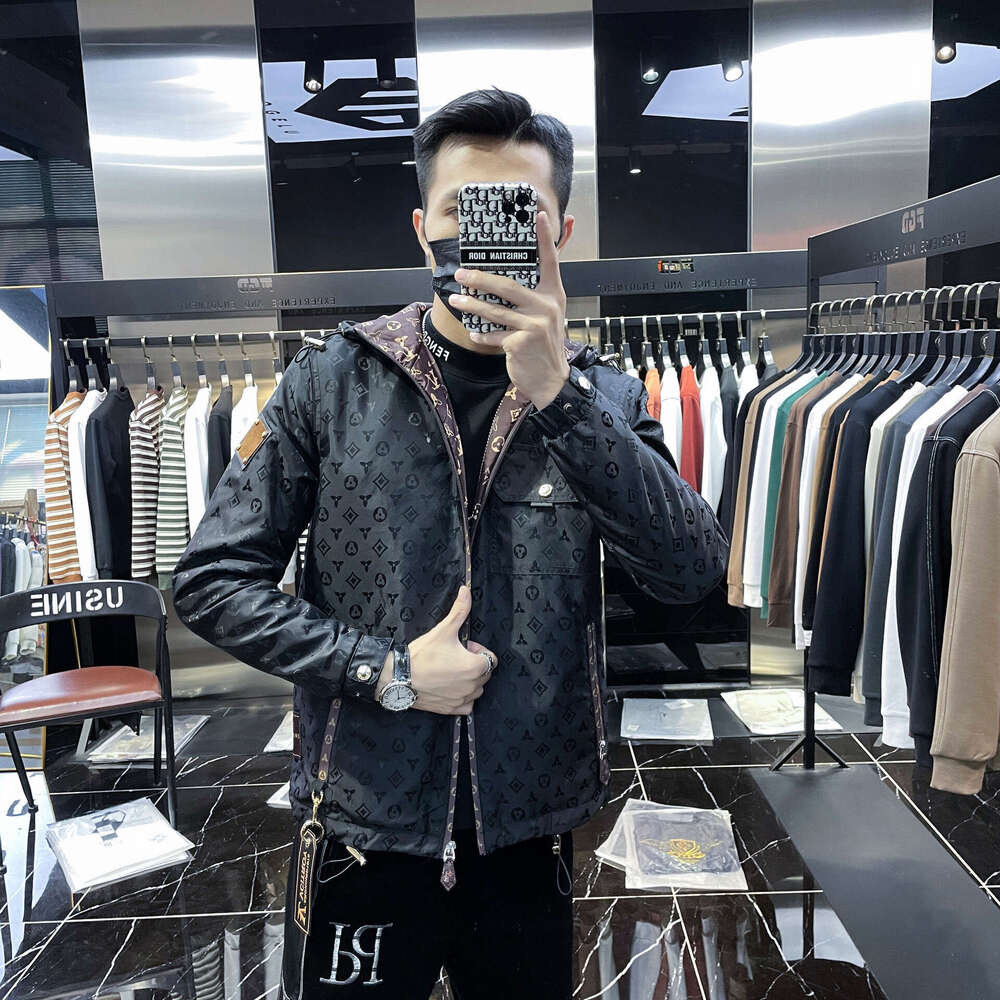 Spring 2025 Men's Thin Hooded Jacket Stylish Sun Protection Outerwear Youthful Male Casual Wear Comfortable Regular Length Men's Jacket Hood