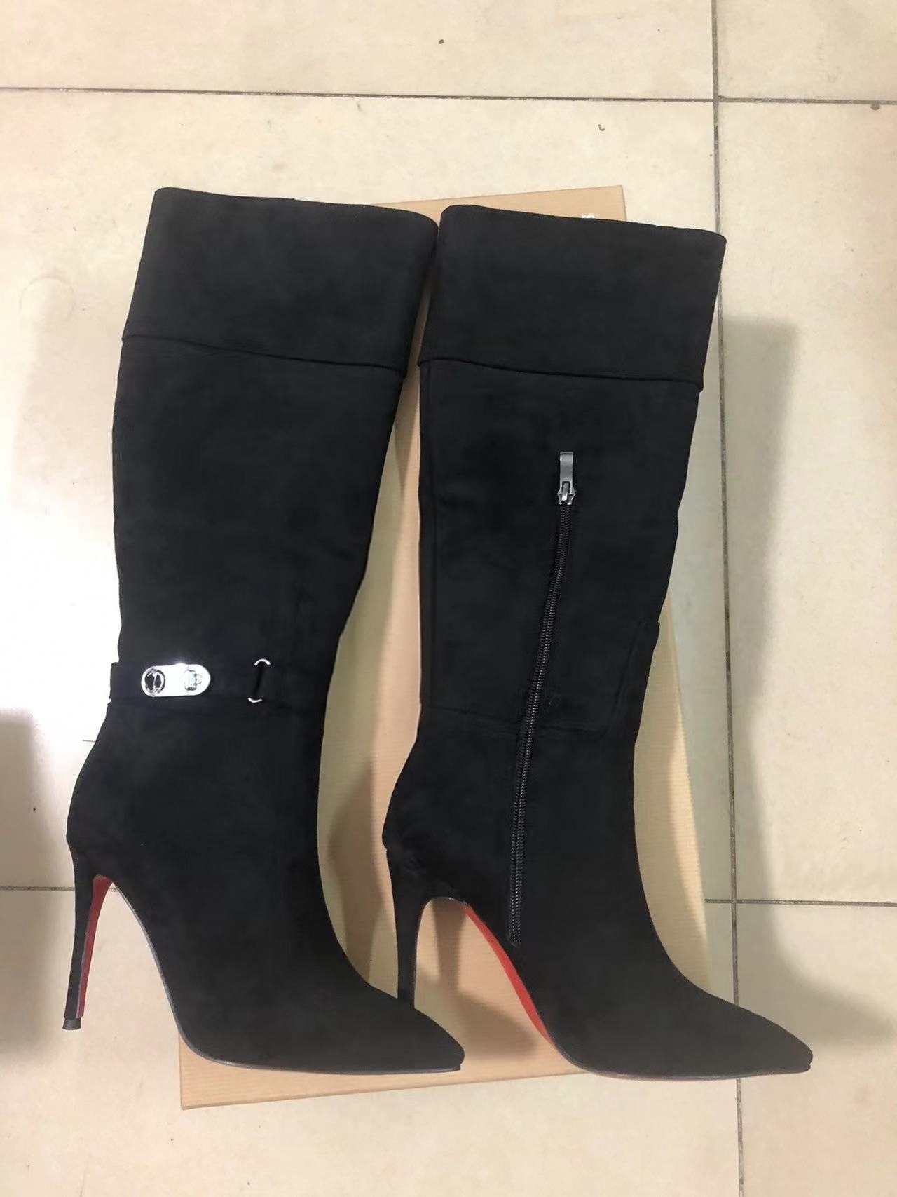 bottom over-the-knee boot for autumn and winter, available in coffee, white, and black heel deigner hoe boot deigner boot woman Martin boot. Knight bc